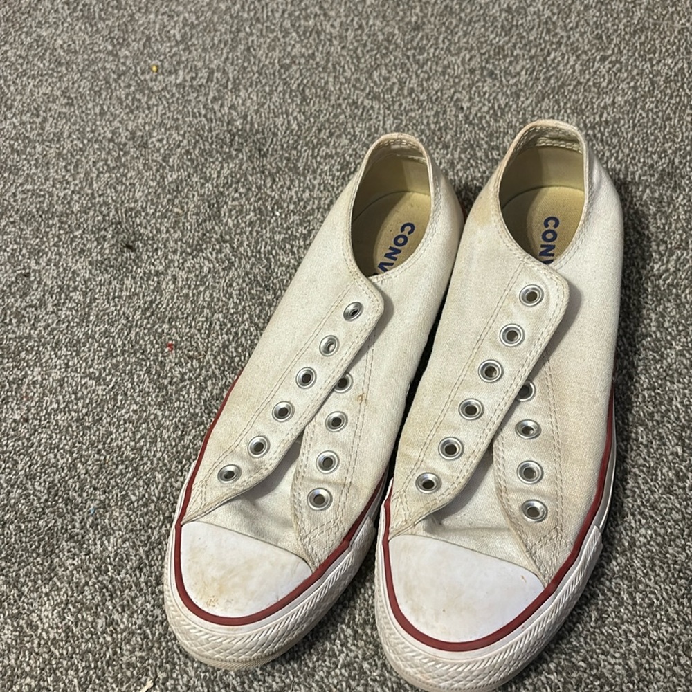 Low white converse women’s